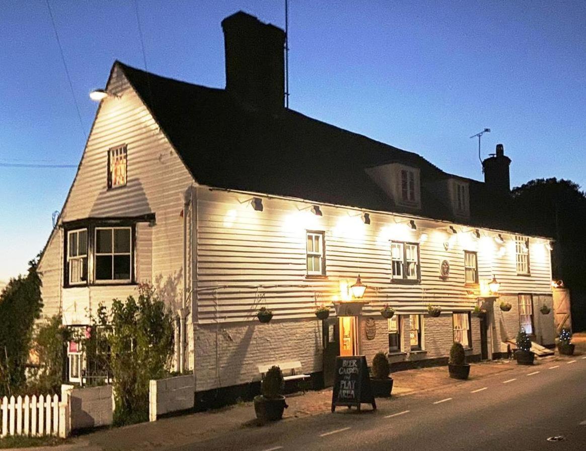 The White Hart Hotel Newenden Exterior foto
